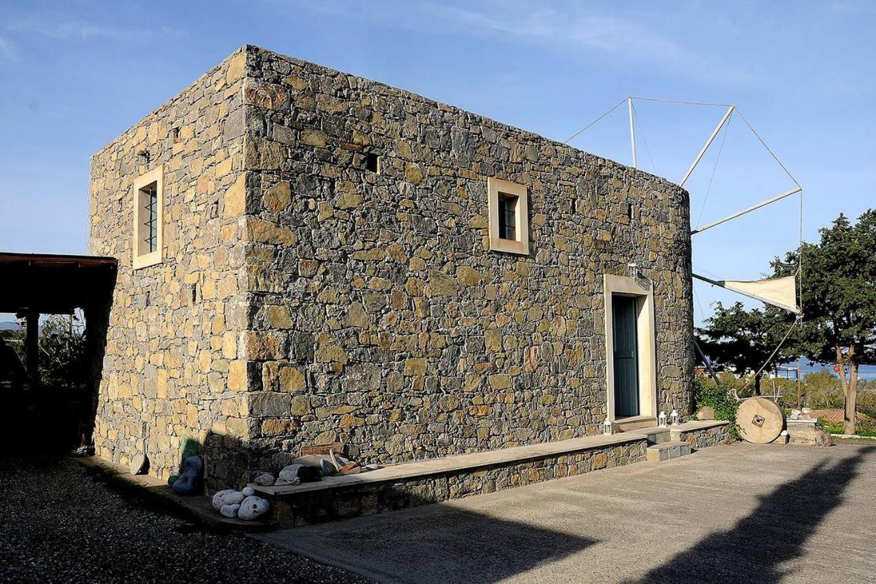 Willa Authentic Cretan Stone Windmill Sitia  Zewnętrze zdjęcie